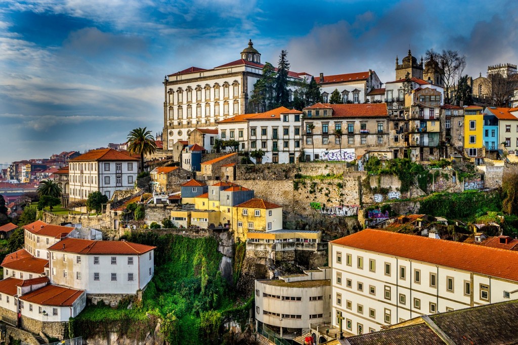 ポルトガルの世界遺産 ポルト歴史地区 観光 旅行情報まとめ 世界遺産と旅情報サイト
